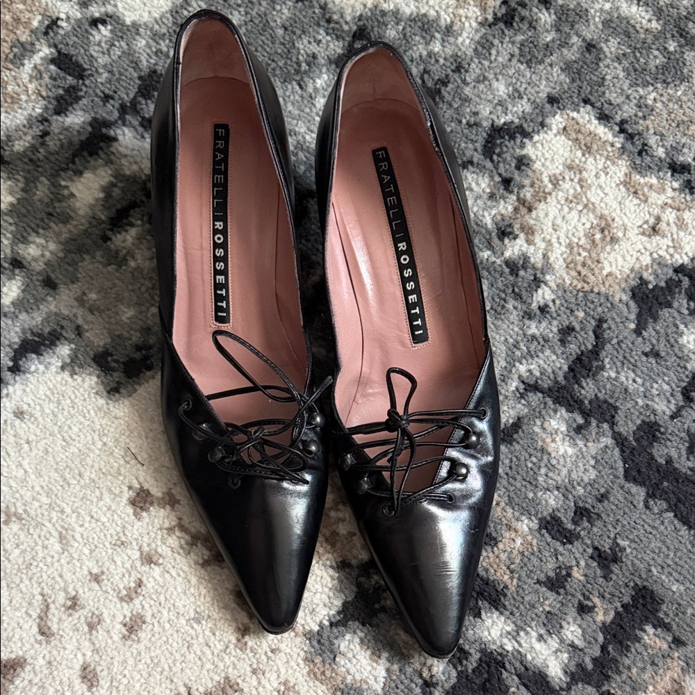 Fratelli Rossetti Black Pointed Lace-Up Pumps with Pink Lining